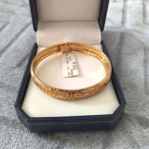 NWT 10K Gold Bracelet